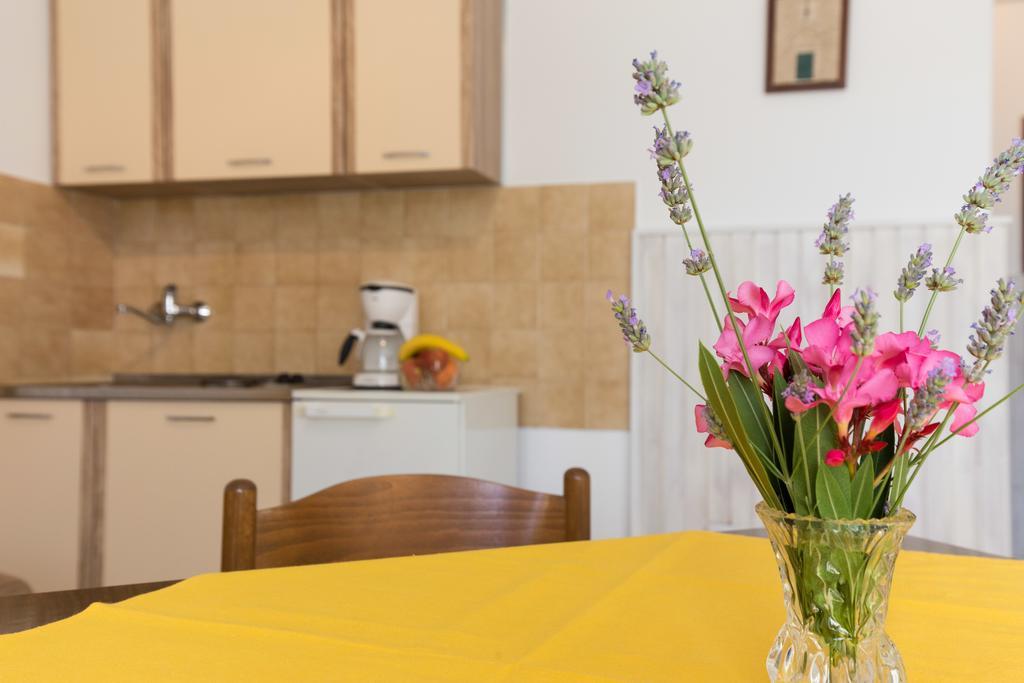 Apartment Milka Đảo Krk Ngoại thất bức ảnh