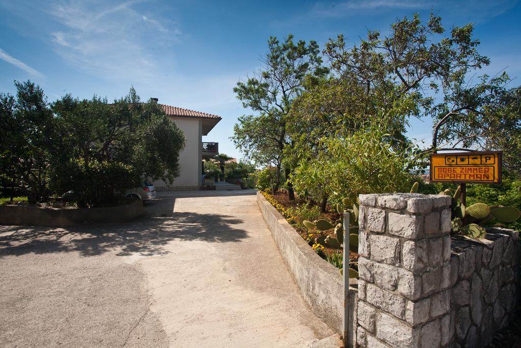 Apartment Milka Đảo Krk Ngoại thất bức ảnh